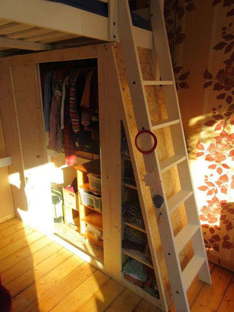 Kinderkleiderschrank mit Schiebetüre für IKEA Hoch... Room Diy, Diy Room Decor, Room Inspiration, Ladder Decor, Loft Bed, Diy Furniture, Home Goods, Kids Room, Nursery