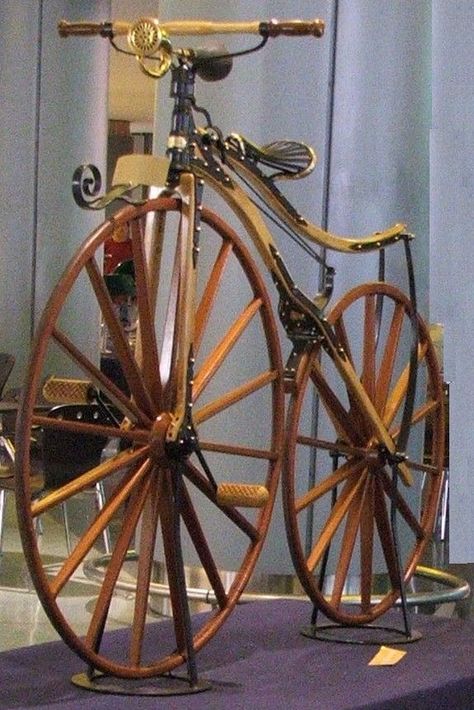 Maybach Car, Bike Wagon, Hover Bike, Wood Bike, Antique Bicycles, Steel Bicycle, Bicycle Painting, Ride Bicycle, Old Bicycle