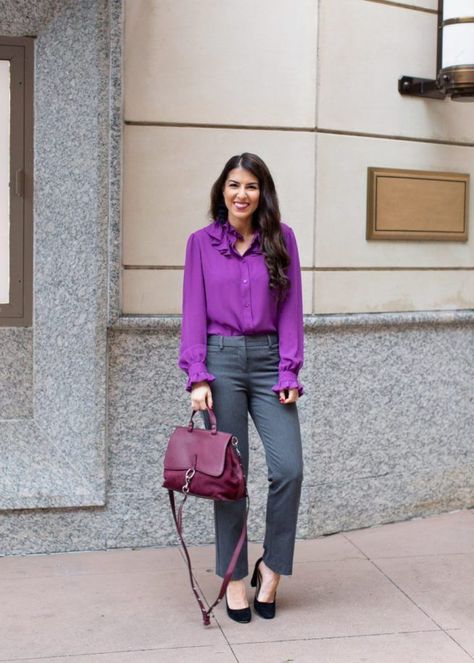 Spring Work Outfits 2022, Purple Blouse Outfit, Spring Work Outfits For Women, Purple Top Outfit, Fall Work Wear, Olive Pants Outfit, Spring Business Casual Outfits, Green Pants Outfit, Fall Workwear