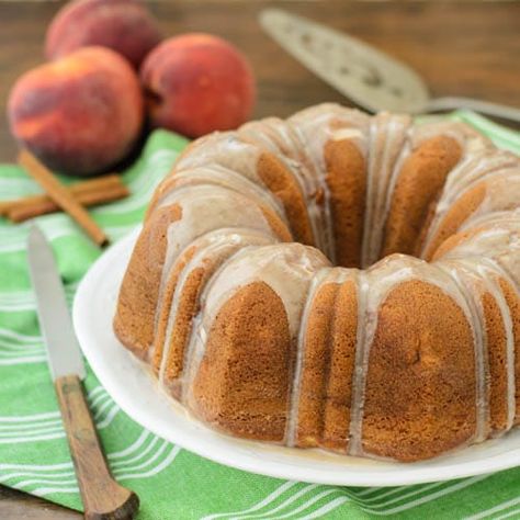 Spice Bundt Cake, Spiced Peaches, Spice Cake Recipes, Peach Cake, Fresh Peaches, Peach Recipe, Bundt Cakes Recipes, Spice Cake, Moist Cakes