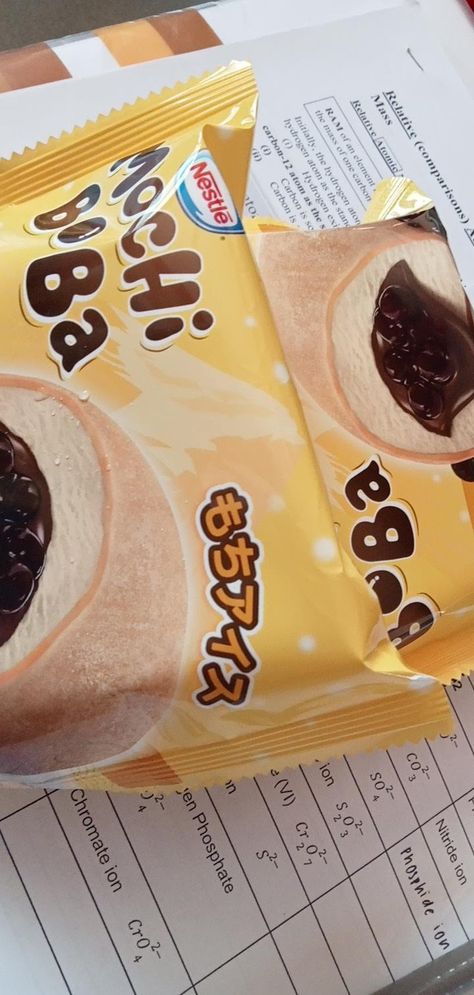 mochi boba Mochi Boba, Cute Snacks, Japanese Snacks, Mochi, Chip Bag, Snack Recipes, Chips, Snacks, Quick Saves