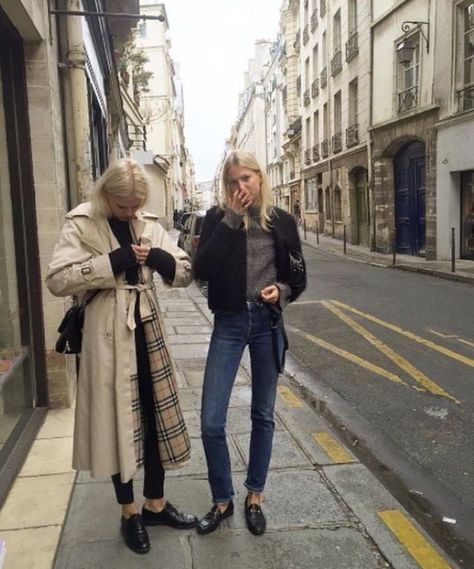 outfit Dreamy Outfits, Winter Street, Camping Outfits, Looks Street Style, Street Style Winter, Autumn Style, City Street, Window Shopping, 2020 Fashion