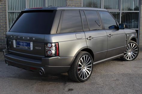 Revere London Range Rover Vogue (2009-2013) Range Rover Old Model, Matte Black Range Rover, Land Rover Sport, Range Rover Black, Custom Wheels And Tires, Range Rover Supercharged, Range Rover Vogue, Black Range, Custom Wheels