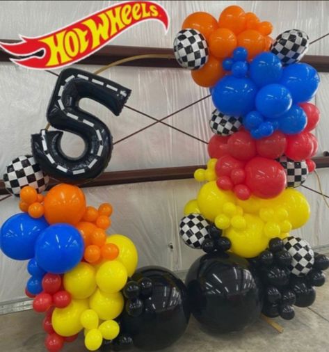 Hot Wheels Birthday Balloon Arch, Hot Wheels Balloon Decor, Monster Truck Birthday Balloons, Monster Truck Birthday Balloon Arch, Monster Truck Balloon Garland, Monster Jam Balloon Decor, Hot Wheels Decorations, Hot Wheels Themed Birthday Party, Twin Birthday Themes