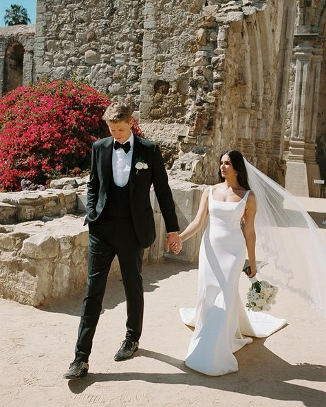 The charm of San Juan Capistrano was the perfect backdrop for T & G’s wedding. Celebrating their love with friends and family in this picturesque town was unforgettable. The garden party ceremony, the mission ruins—it was a dream to revisit these memories through the film scans. 🎞️ Planning: @sunshineeventsco Venue: @franciscangardens Mission: @missionsanjuancapistrano HMU: @stephaniegardnerstyles @artistrybybrianna Florist: @lovelypeoniesflorals Photo: @fallonstovallphoto Video: @laur... San Juan Capistrano Mission Photoshoot, Mission Photoshoot, San Juan Capistrano Mission, San Juan Capistrano, The Mission, Garden Party, A Dream, The Garden, Florist