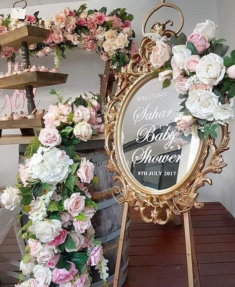 Super cute for a bridal shower Party Decor Ideas, Ideas Baby Shower, Quinceanera Party, Baby Shower Princess, Floral Baby Shower, Girl Shower, Floral Baby, Shower Decorations, Shower Party