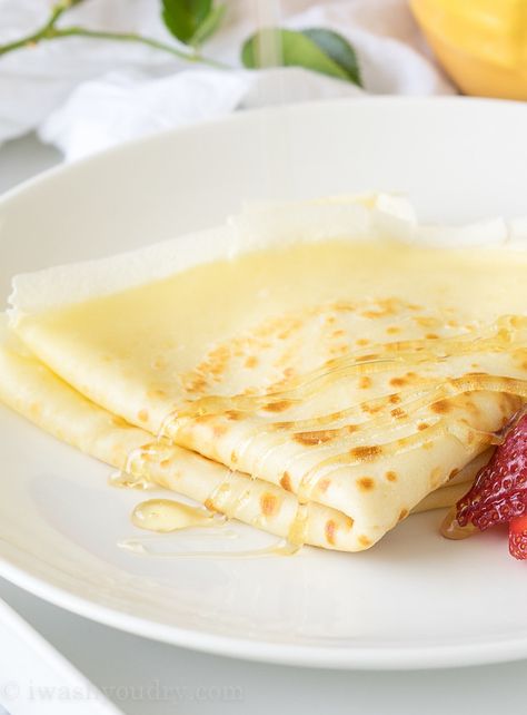 These Honey Butter Crepes are super simple to make and are filled with soft butter then drizzled with sweet honey. Perfect for breakfast in bed! Blender Crepes, Crêpe Recipe, Ground Beef Enchiladas, Lemon Poppyseed Bread, Brunch Inspiration, Sweet Crepes, How To Make Crepe, Head Over Heels In Love, Berry Sauce