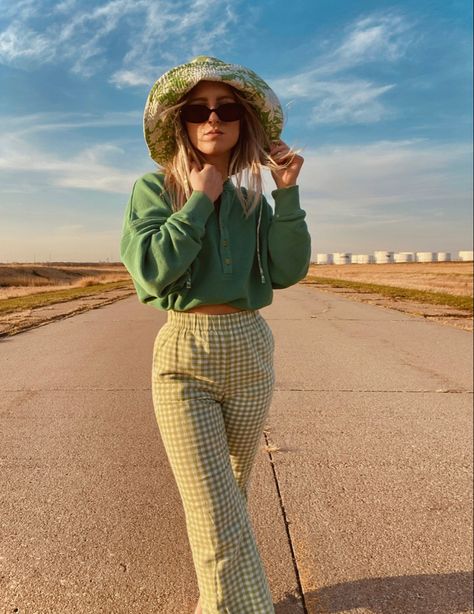 Perfect play on color and blending of pattern mixing. Gingham flare pants. Green pullover henley sweatshirt. Printed bucket hat. Beachy and effortless statement style. Green Gingham Pants Outfit, Green Gingham Pants, Gingham Pants Outfit, Gingham Trousers, Henley Sweatshirt, Printed Flare Pants, Gingham Pants, Trouser Outfit, Green Pullover