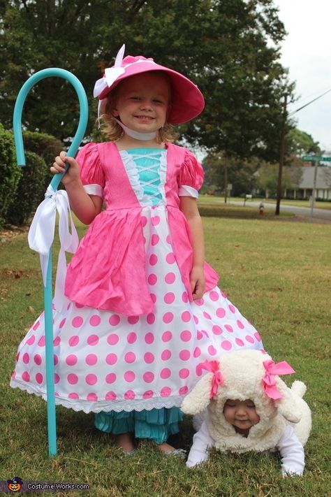 Mary Has a Little Lamb Costume Mary Had A Little Lamb Costume, Sisters Halloween Costumes Kids, Halloween Costumes For Sisters, Nursery Rhyme Costume, Fancy Dress Costumes Kids, Lamb Costume, Sister Halloween Costumes, Sheep Costumes, Sibling Halloween Costumes