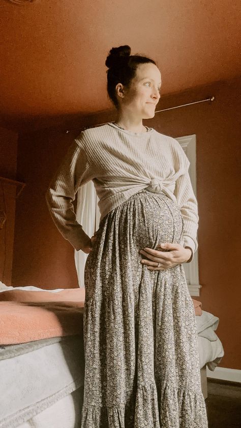 How to Create a Maternity Capsule Wardrobe — Married & a House | A Catholic Blog for Homemaking and DIY Sweater Over Dress, Maternity Outfit Ideas, Maternity Capsule Wardrobe, Prego Outfits, Pregnancy Fashion Fall, Fall Maternity Outfits, Fall Winter Capsule Wardrobe, Winter Maternity Outfits, Maternity Outfit