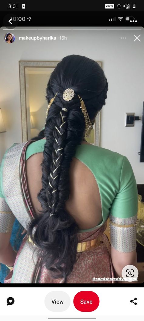 Messy Braided Hairstyles, South Indian Wedding Hairstyles, Cute Bun Hairstyles, Bridal Hair Decorations, Hair Style On Saree, Engagement Hairstyles, Traditional Hairstyle, Bridal Hair Buns, Bridal Hair Inspiration