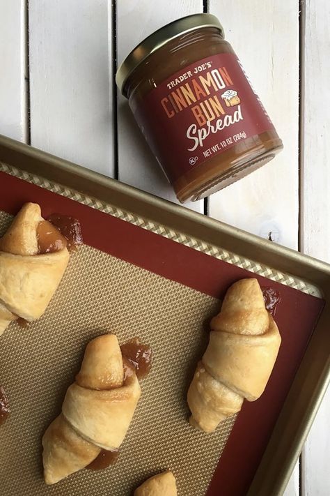 Cinnamon Spread Recipe, Trader Joes Recipes, Vegan Grocery, Crescent Roll Recipes, Cookie Butter, Cinnamon Bun, Spread Recipes, Fall Dessert Recipes, Vegan Kitchen