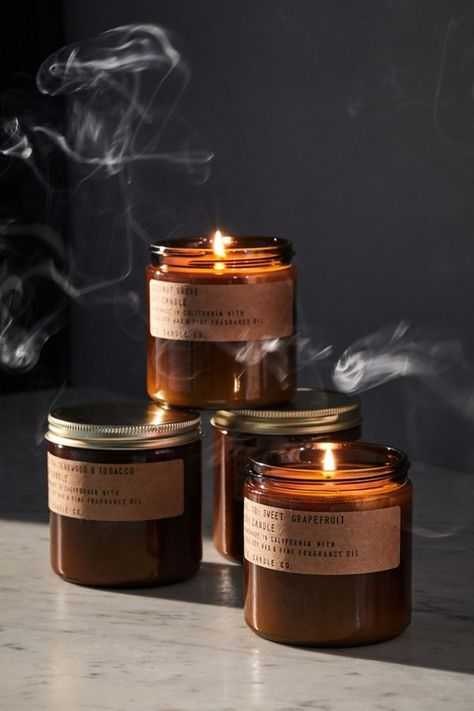 9 Foolproof Gift Ideas for Everyone on Your List, According to Nazy Farnoosh | Hunker Artisanal Candle, Amber Sweet, Expensive Candles, Smelling Candles, Soya Mumu, Spa Candle, Cotton Core, Candles Photography, Handcrafted Gifts