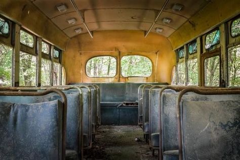 Abandoned Cities Ghost Towns, Bus Photography, Rural Photography, Nostalgic Childhood, Out Of Comfort Zone, Old School Bus, Childhood Art, Types Of Aesthetics, Bus Interior