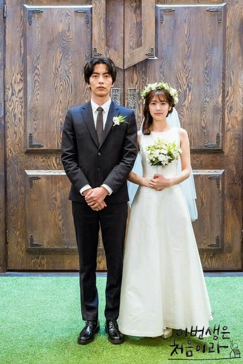 Wedding Dresses Korean, My Shy Boss, Jung Somin, Couple Wedding Dress, Wedding Movies, Korean Wedding, Jung So Min, Korean Drama Movies, Best Dramas