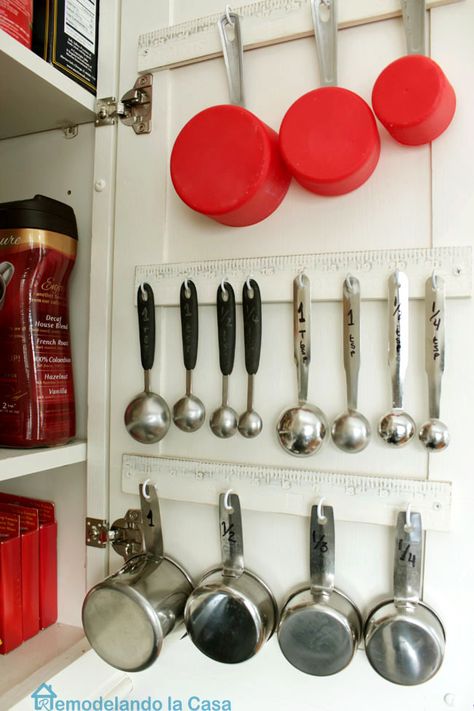 20 Storage and organizing ideas for all around the home. Baking Supplies Storage, Baking Supplies Organization, Small House Organization, Mug Storage, Kitchen Organization Ideas, Country Kitchen Designs, Small Kitchen Organization, Kitchen Organization Diy, Kitchen Drawer Organization