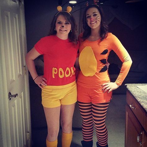 Image Source: Instagram user chelsea_nadine2453 Partner Halloween Costumes, Best Friend Costumes, Pooh And Tigger, Halloween Duos, Famous Duos, Friend Costumes, Duo Costumes, Bff Halloween Costumes, Best Friend Halloween Costumes