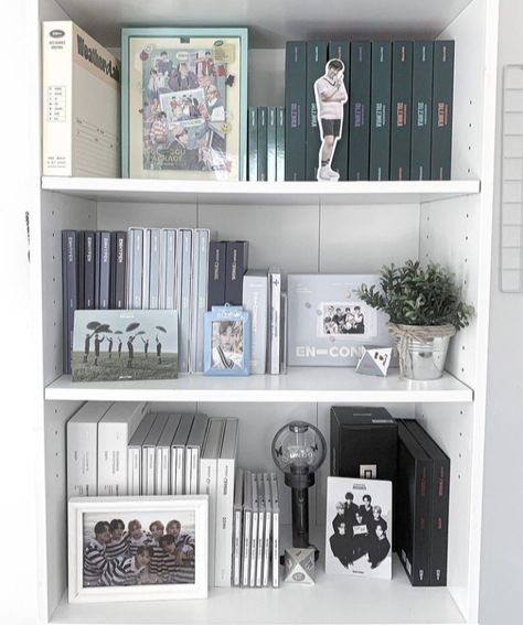 Kpop Collection Aesthetic Room, Kpop Albums Shelf, Kpop Bedroom, Aesthetics Bedroom, Coconut Aesthetic, Aesthetic Coconut, Bedroom White, In My Dreams, Dekorasi Kamar Tidur