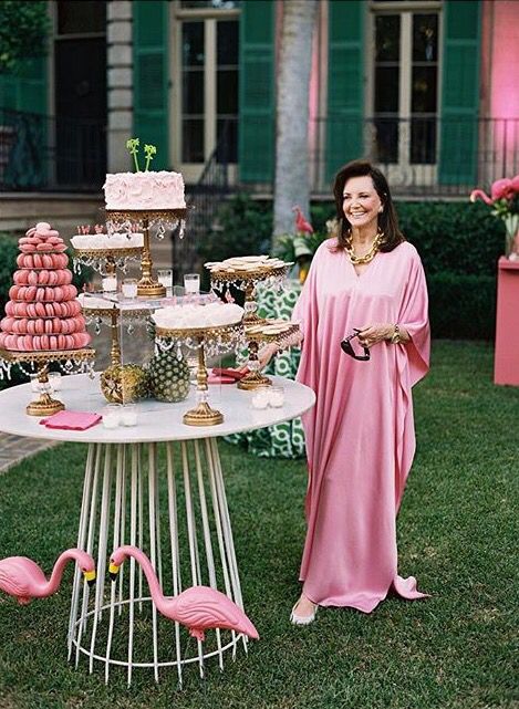 Patricia Altschul caftan inspiration Southern Charm Tv Show, Patricia Altschul, Southern Charm Decor, Southern Charms, Charmed Tv, Southern Ladies, Flamingo Party, Southern Belle, Southern Charm