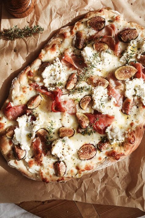 Pizza Recipes Ricotta, Prosciutto Fig Pizza, Fig Prosciutto Pizza, Ricotta Pizza Recipes, Fig Pizza Recipes, Ricotta Cheese Pizza, Fig And Prosciutto Pizza, Winter Pizza, Pizza Ricotta