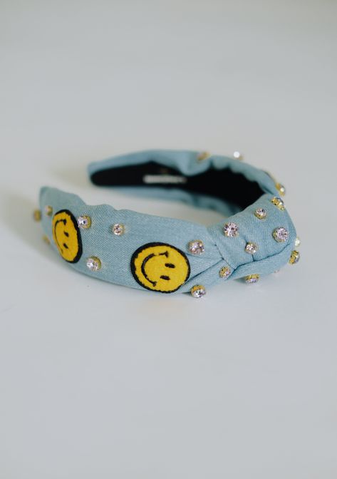 shophoneybeez Profile and Links | linkpop.com Face Headband, Smiley Faces, Comfortable Tops, Iron On Patch, The Trend, Smiley Face, Iron On Patches, Celebration Of Life, Fashion Games