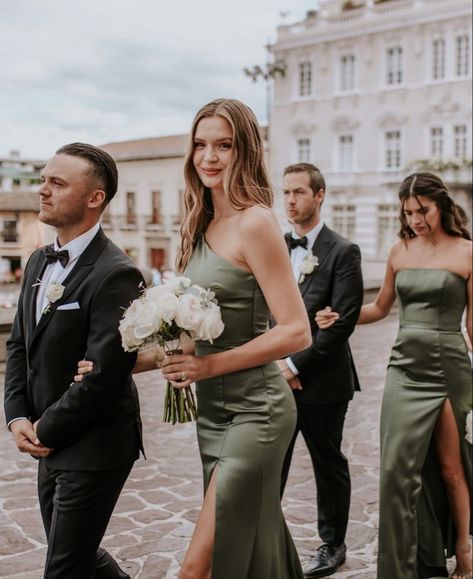 Olive Bridesmaids, Groomsmen Colours, Olive Bridesmaid Dresses, Olive Green Bridesmaid Dresses, Wedding Party Groomsmen, Bridal Party Groomsmen, Olive Green Weddings, Olive Wedding, Green Wedding Dresses