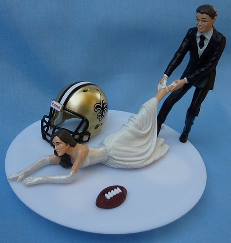 Wedding Cake Topper New Orleans Saints G Football Themed by WedSet, $64.99 Dallas Cowboys Wedding, Football Wedding Theme, Football Themed Cakes, Patriotic Cake, Football Wedding, Funny Wedding Cakes, New England Patriots Football, Cowboy Wedding, Themed Wedding Cakes