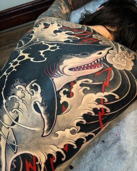 Japanese Style Shark Tattoo, Shark Japanese Tattoo, Neo Asian Tattoo, Neo Traditional Shark Tattoo, Neo Traditional Shark, Japanese Shark Tattoo, Japan Tattoo Traditional, Shark Back Tattoo, Blackwork Japanese Tattoo