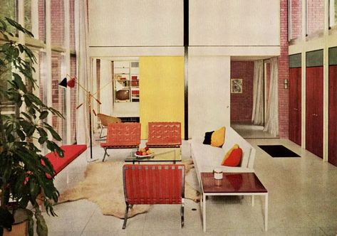 Knoll Sofa, Sofa Layout, Mid Century Office, Florence Knoll, Showroom Design, Garden Buildings, Vintage Interiors, Home Designs, Contemporary Furniture