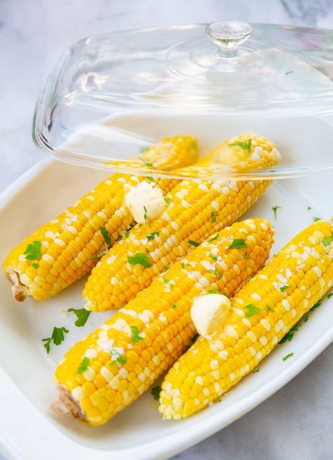 How to Microwave Corn on the Cob | The Kitchen Magpie Cooking Corn On Cob, Microwave Corn On The Cob, Microwave Corn, Boiled Corn, Corn Dishes, How To Cook Corn, Crowd Pleasing Recipes, Clam Recipes, Microwave Cooking