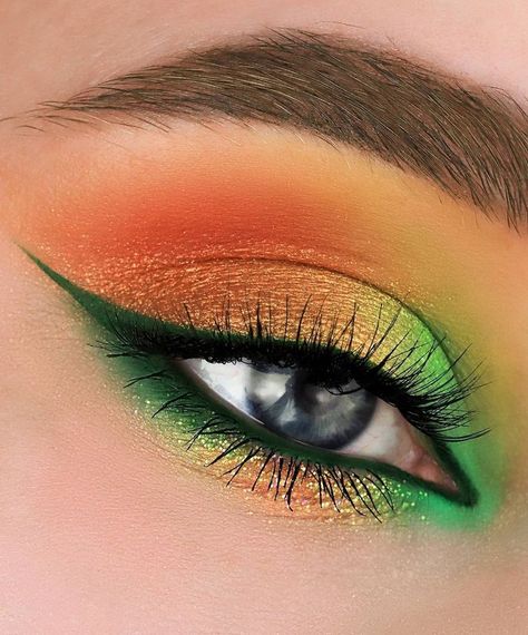 Orange Makeup, Carnival Makeup, Cute Eye Makeup, Eye Makeup Pictures, Green Makeup, Beautiful Eye Makeup, Colorful Eye Makeup, Green Eyeshadow, Creative Eye Makeup