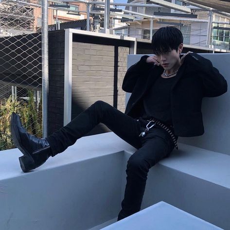 Korean Bad Boy Outfit, Korean Bad Boy, Bad Boy Outfit, Bad Boy Outfits, Ulzzang Instagram, Mens Leather Pants, Korean Guys, Girl And Boy, Instagram Girls