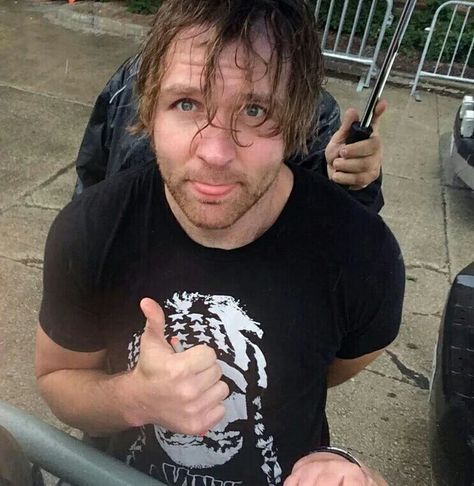 OMFG HE LOOKS SO BEAUTIFUL AND HIS EYES ARE SO BLUE AND THAT LITTLE POKE OF THE TONGUE!!!! OMFG I LOVE HIM SO MUCH!!!! Wwe Dean Ambrose, The Shield Wwe, Wrestling Wwe, Dean Ambrose, Seth Rollins, Wwe Wrestlers, John Cena, Professional Wrestling, Celebrity Art