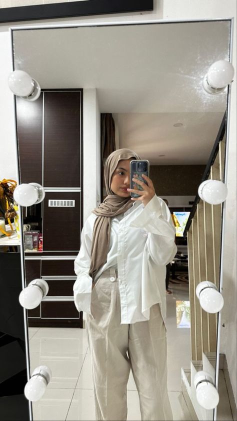 Outfit Ideas Aesthetic Hijab, Simple Birthday Outfit Ideas, Anime Dress Design Outfit Ideas, Outfit Ideas Hijab Simple, Ootd Sweater Crop, Outfit Ideas For Hijab, Hijab Outfit Ideas Simple, Birthday Outfit Hijab, Hijab Outfit Ideas Summer