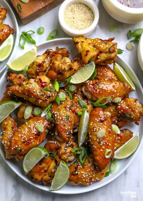 Copy Cat Thai Chicken Wings From Houlihan's Smoked Asian Chicken Wings, Thai Wing Sauce, Spicy Thai Chicken Wings, Thai Chilli Wings, Chicken Wing Recipes Asian, Asian Chicken Rub, Thai Roasted Chicken, Lao Chicken Wings, Asian Chicken Wing Recipes