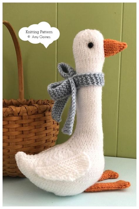 Amigurumi Goose Free Knitting Patterns & Paid - Knitting Pattern Knit Animals, Goose Pattern, Knitted Stuff, Knitting For Charity, Pattern Knitting, Knitted Animals, Purl Stitch, Free Knitting Pattern, Knit Pattern