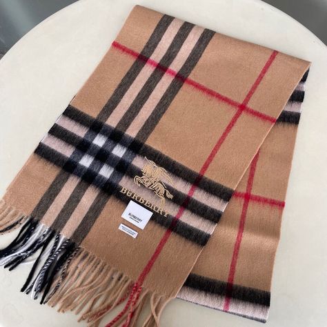 Burberry classic cams here scarf Burberry Scarf Men, Burberry Classic, Burberry Scarf, Dapper Men, Gorgeous Eyes, Nail Inspo, Fashion Inspo Outfits, Burberry, Throw Blanket