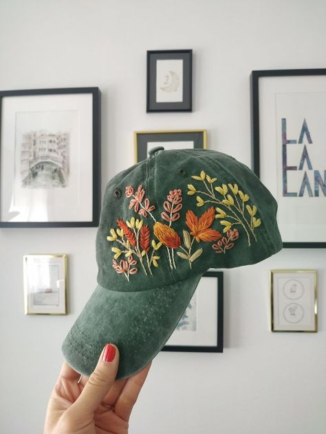 Embroidery Caps, Embroidery Baseball, Boho Hat, Embroidered Cap, Embroidered Gifts, Yarn Thread, Hat Embroidery, Embroidered Hat, Embroidery On Clothes