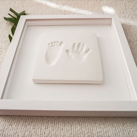 Baby Room Design Ideas, Baby Art Projects, Baby Announcement Photos, White Box Frame, Diy Bebe, Baby Room Inspiration, Nursery Room Inspiration, Baby Necessities, Baby Room Design