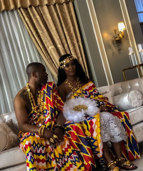 West African Aesthetic, Ghana Culture, African Traditional Wedding Dress, African Traditions, African Royalty, African Traditional Wedding, African Print Dress Designs, Nigerian Wedding, Traditional Wedding Dresses