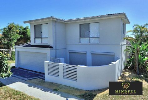 Modern Double Storey Home in Scarborough, Western Australia, featuring enclosed courtyard, relaxed beach-style living, external texture render in 'Surfmist' Enclosed Courtyard, Parking Solutions, Extra Bedroom, Storey Homes, Top Floor, Lounge Areas, Western Australia, Beach Style, Ground Floor