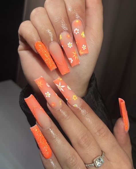 Denny🪄 (@dennynailedit) • Instagram photos and videos Extreme Long Nails, French Fade Nails, Cherry Nail Art, Faded Nails, Daisy Nail Art, Peach Nails, Dot Nail Art, Spring Nail Designs, Cherry Nails