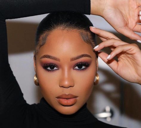 Sims Skins, Teaira Walker, Brown Eyeshadow Looks, Smokey Eye Makeup Ideas, Timeless Makeup, Black Matte Lipstick, Bombshell Makeup, 2021 Makeup, Classic Glam