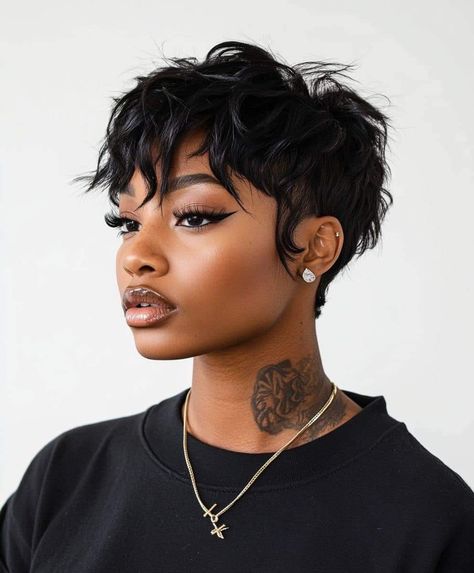 Short Natural Black Women Hairstyles, Pixie Cut Hairstyle Ideas, Short Bob Styles For Black Women, Short Haircut Black Women, Short Hair For Black Women, Short Choppy Bob, Pixie Cut With Highlights, Pixie Haircut For Black Women, Finger Waves Short Hair