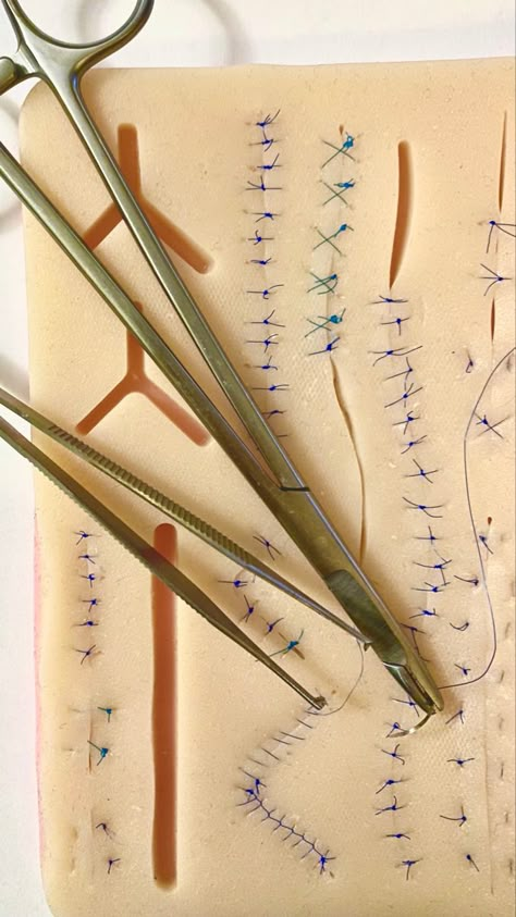 Suture Kit Aesthetic, Suturing Aesthetic, Suture Practice, Suture Kit, Medicine Studies, Medical School Life, Medical Student Motivation, Med School Motivation, Medical Student Study