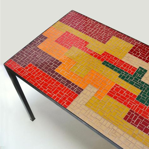 Mosaic coffee table with strong abstract design a well balanced palate in black, red, orange salmon and ochre pieces of rectangular and square pieces of glass creating a striking pattern in horizontal and vertical directions. The elegant frame is in black metal. Square Tile Mosaic Patterns, Geometric Mosaic Art, Cool Mosaic Designs, Square Mosaic Patterns, Mosaic Countertops, Mosaic Table Top Designs, Modern Mosaic Art, Mosaic Designs Pattern, Diy Mosaic Projects