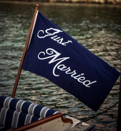 30 Nautical Wedding Ideas Nautical Wedding Ideas, Nautical Wedding Inspiration, Boat Flags, Yacht Wedding, Nautical Wedding Theme, Boat Wedding, Nautical Inspiration, Palm Island, Lakeside Wedding