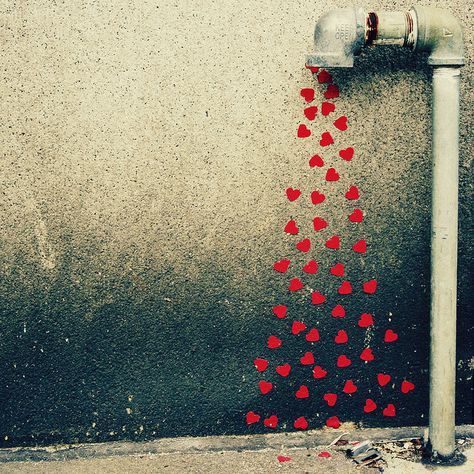 coeur #streetart jd 3d Street Art, Amazing Street Art, Chalk Art, Street Art Graffiti, Land Art, Street Artists, Heart Art, Cool Stuff, Fire Hydrant