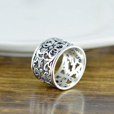 Edgy Jewelry, Swedish Style, Engagement Ring White Gold, Pretty Jewelry, Modern Ring, Filigree Ring, Girly Jewelry, Beaded Rings, Boho Rings