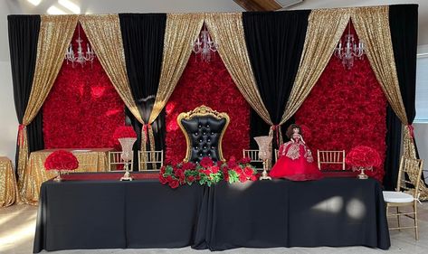 Charro Quinceanera Main Table, Red And Gold Quince Backdrop, Red Black Gold Quinceanera Decorations, Red Black And Gold Backdrop Ideas, Quinceanera Red Theme, Red And Black Quinceanera Theme, Red And Black Table Decorations, Main Table Quinceanera, Quince Decorations Red